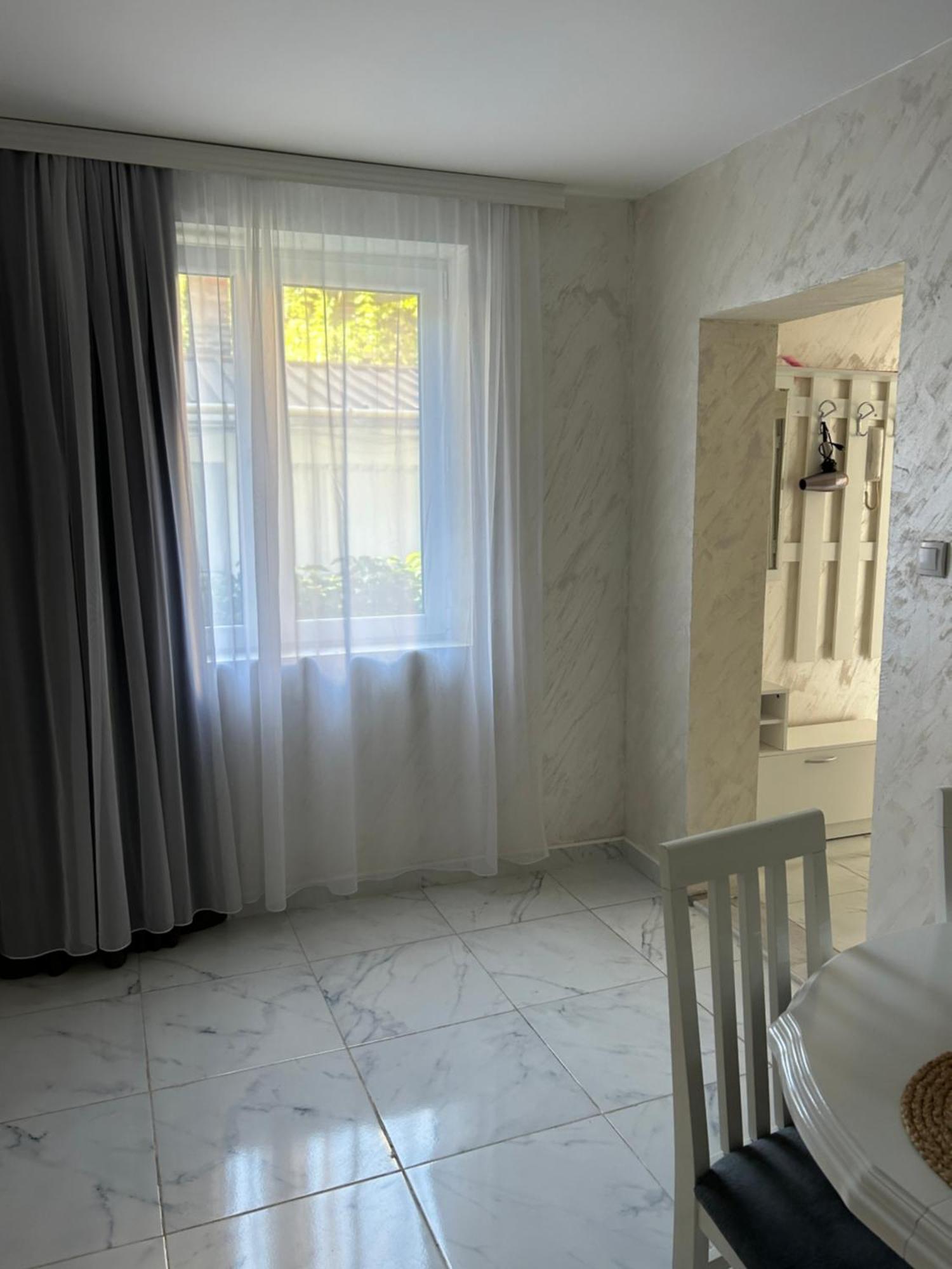 Sweet White In City Belgrade Exterior photo